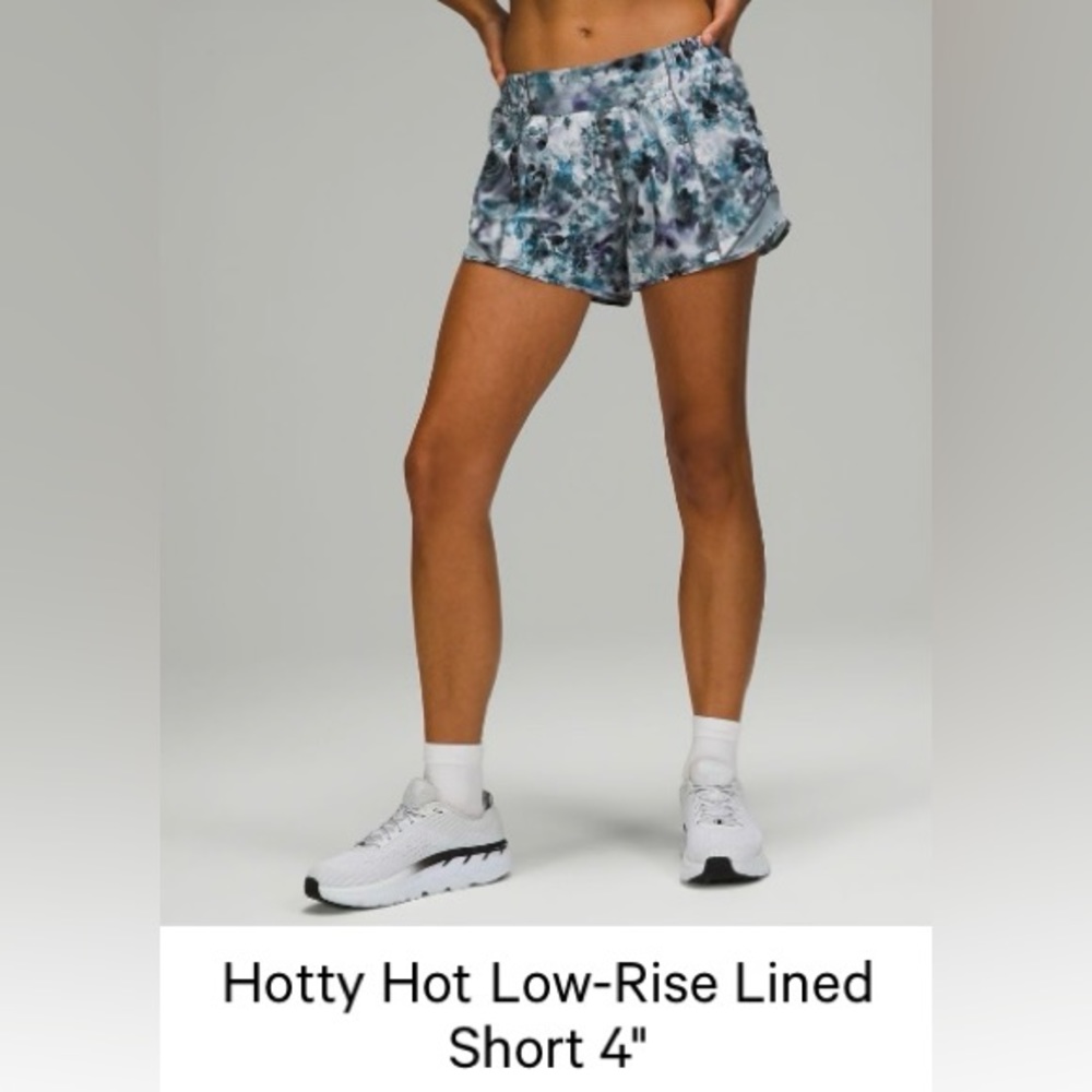 Lululemon Hotty Hot Lined Shorts